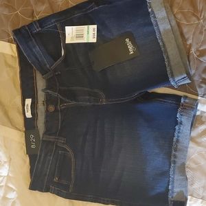 Kensie Denim Shorts (8/29)